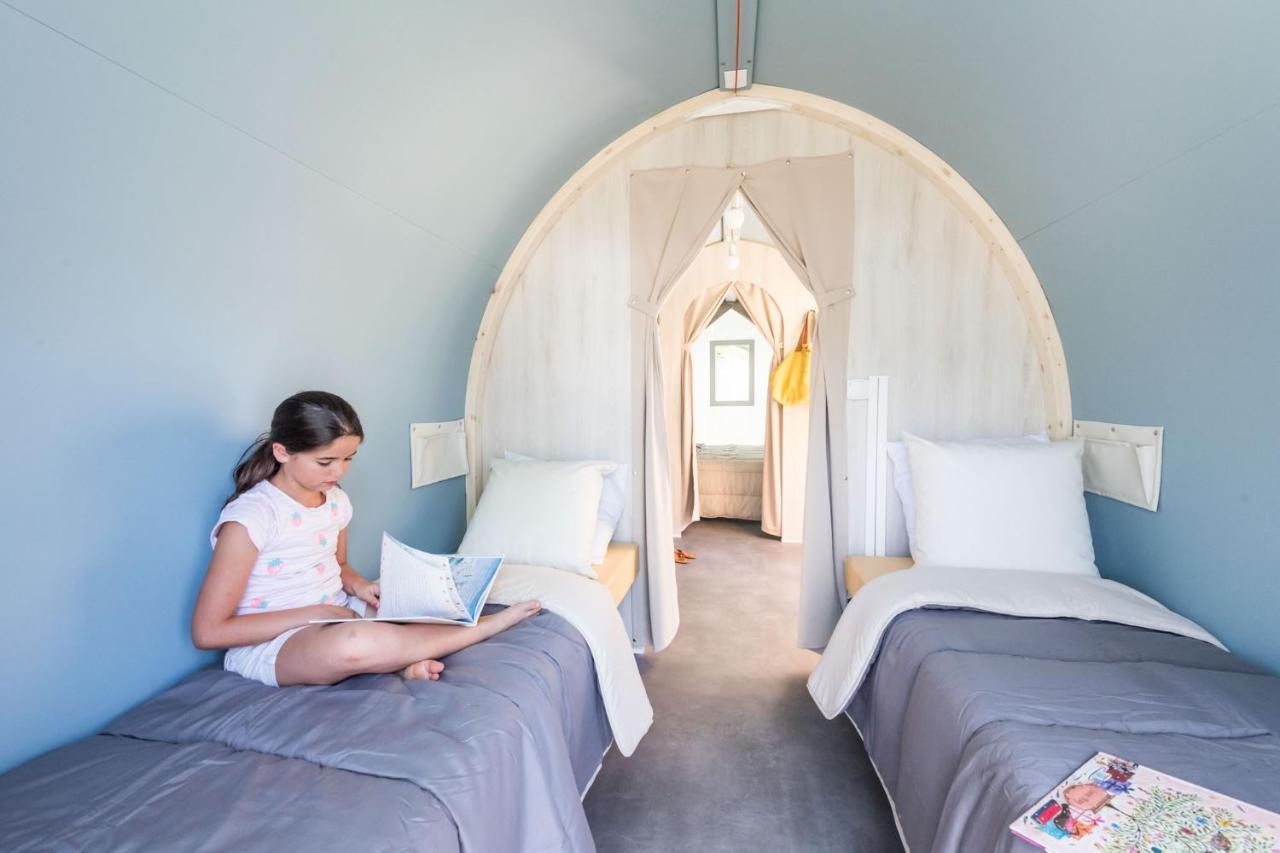 Camping Le Chateau Du Gibanel Saint-Martial-Entraygues Exterior foto